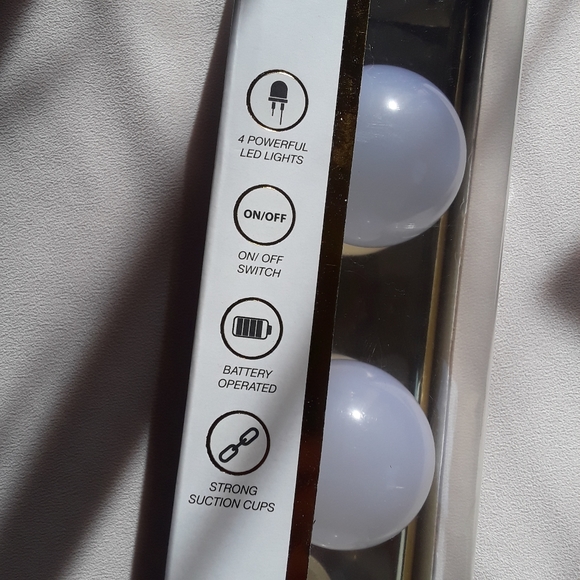 Hollywood LED Light by Urban Butterfly - Picture 3 of 7